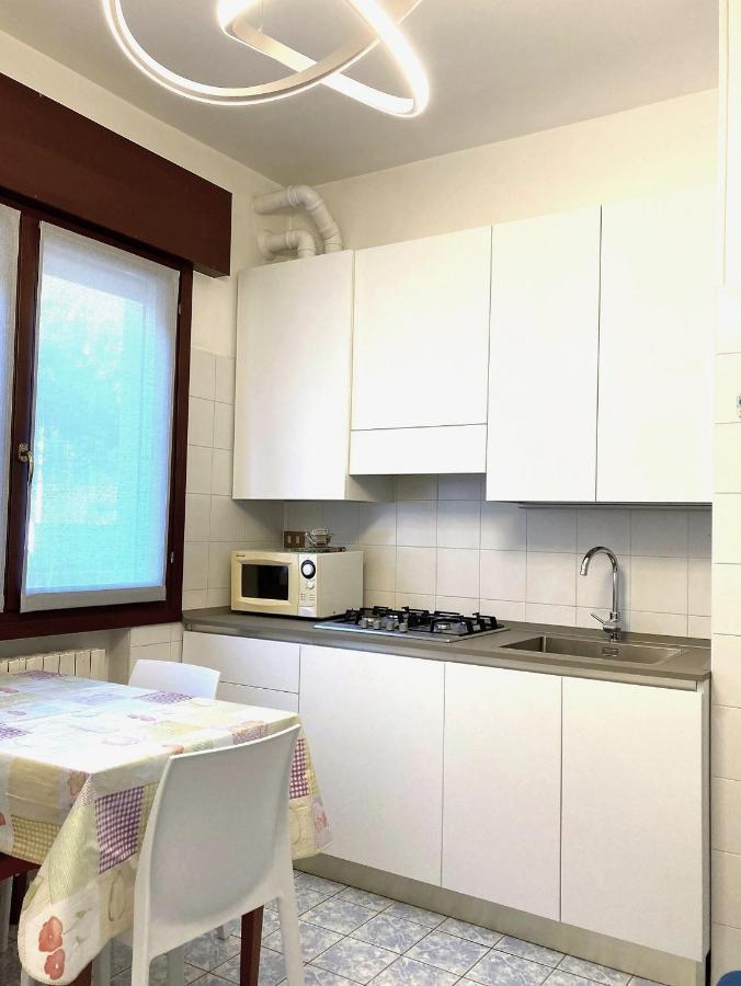 Zzznon Attivo Ex Dl5 E Dl6 Apartment Lido di Jesolo Luaran gambar